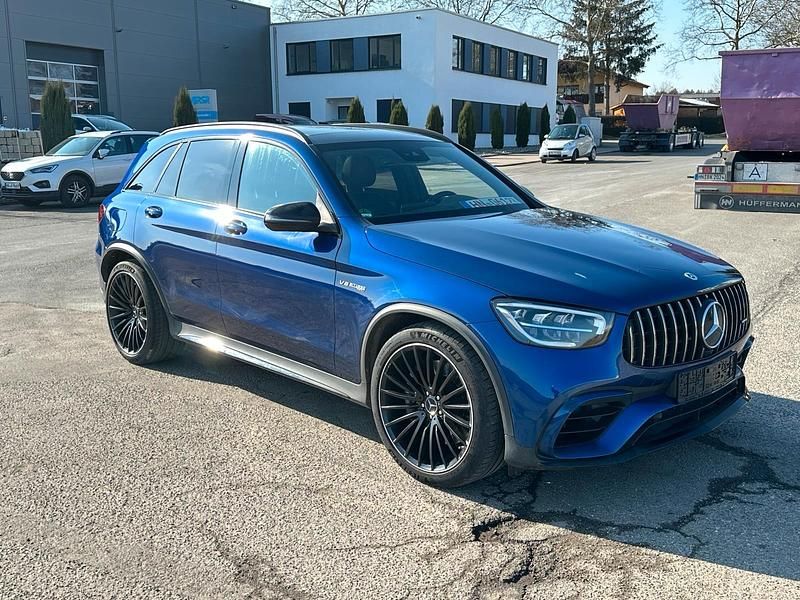 Blau Gebraucht 2022 Mercedes GLC63 AMG AMG Kombi | 58.500 € (Superpreis) - Bild 1/4