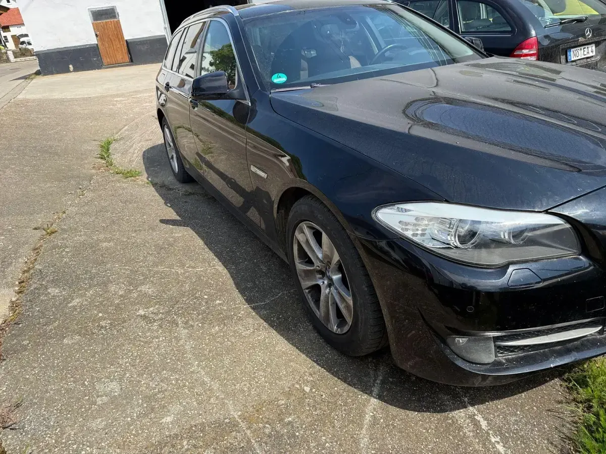 Gebraucht BMW 535 299 PS (219 kW) 2011 Schwarz Kombi