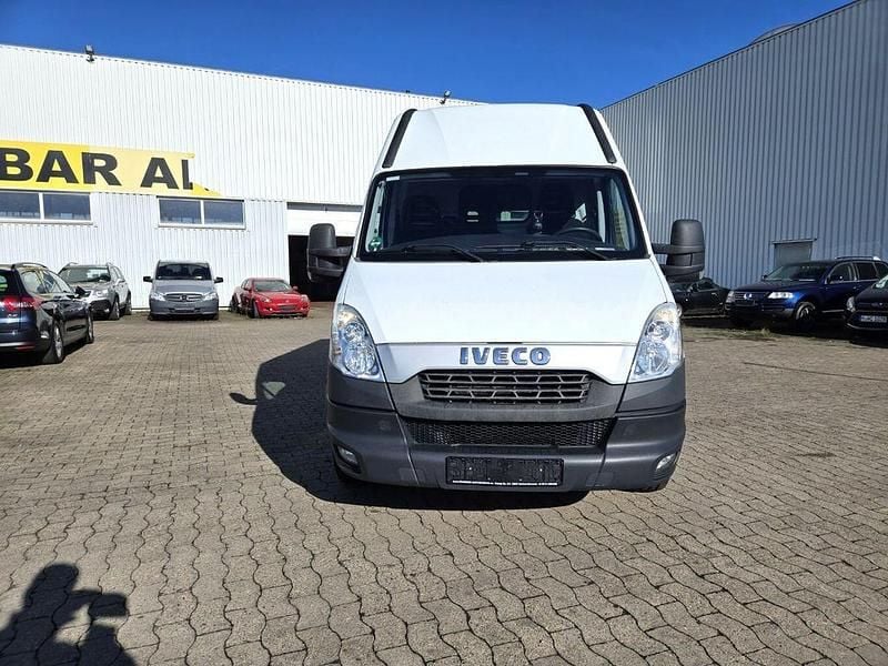 Gebraucht Iveco Daily 145 PS (106 kW) 2013 Weiß Van / Kleinbus