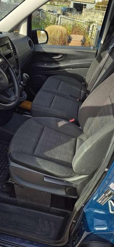 Blau Gebraucht 2017 Mercedes Vito Van / Kleinbus | 13.900 € (Superpreis) - Bild 1/4