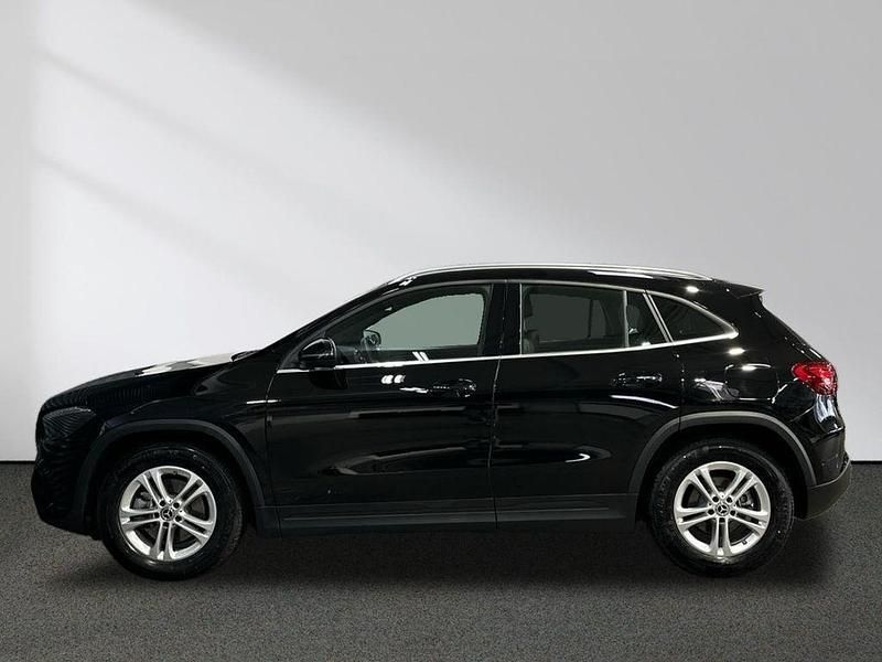 Usata Mercedes GLA200 163 CV (119 kW) 2023 Nero SUV