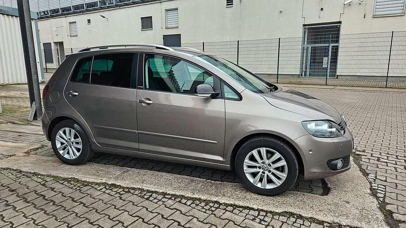 Gebraucht VW Golf VII Style 122 PS (89 kW) 2012 Braun Limousine