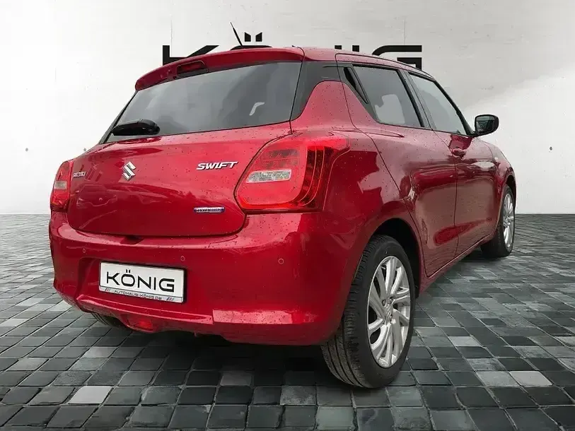 Gebraucht Suzuki Swift Comfort 83 PS (61 kW) 2023 Rot Kleinwagen