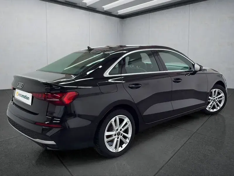 Używany Audi A3 150 KM (110 kW) 2025 Czarny Sedan/Limuzyna