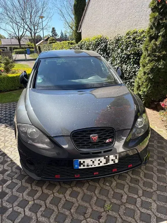 Usata Seat Leon CUPRA 265 CV (194 kW) 2010 Nero Utilitaria