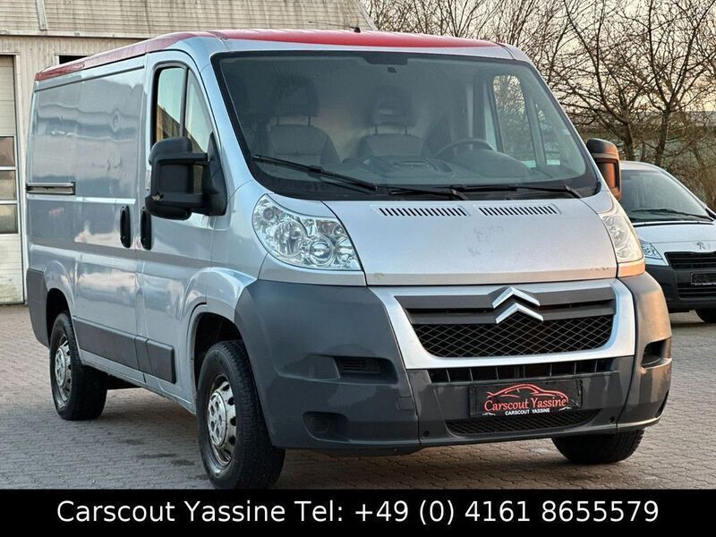 Grau Gebraucht 2014 Citroën Jumper Van / Kleinbus | 7.490 € (Superpreis) - Bild 1/4