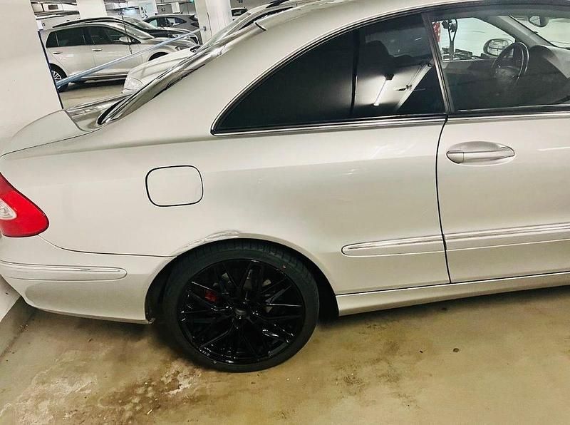 Gebraucht Mercedes 200 163 PS (119 kW) 2003 Silber