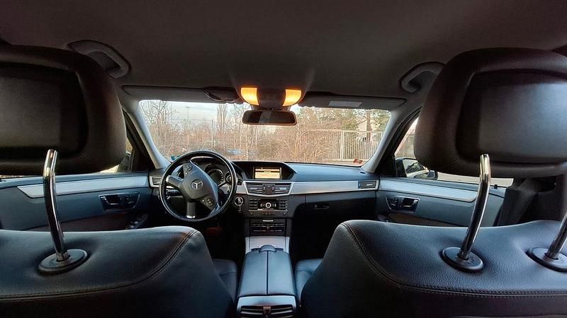 Gebraucht Mercedes 350 264 PS (194 kW) 2010 Grau Limousine