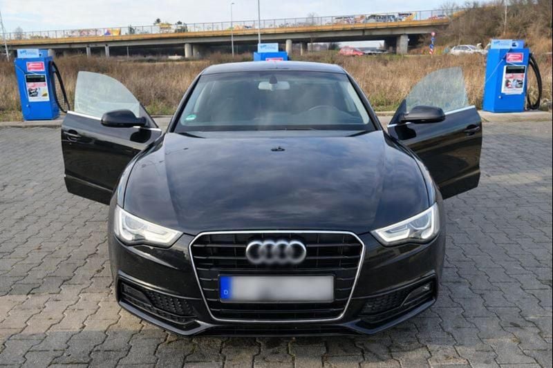 Schwarz Gebraucht 2016 Audi A5 Sportback Comfort Kleinwagen | 12.500 € (Superpreis) - Bild 1/4
