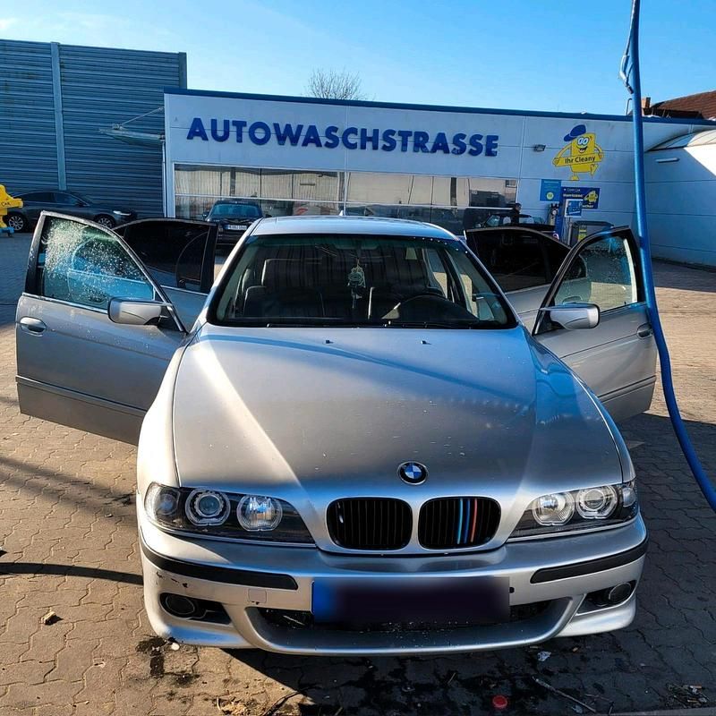 Gebraucht BMW 525 225 PS (165 kW) 2001 Silber Limousine
