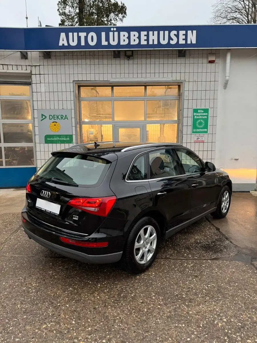 Używany Audi Q5 Comfort 150 KM (110 kW) 2016 Czarny SUV