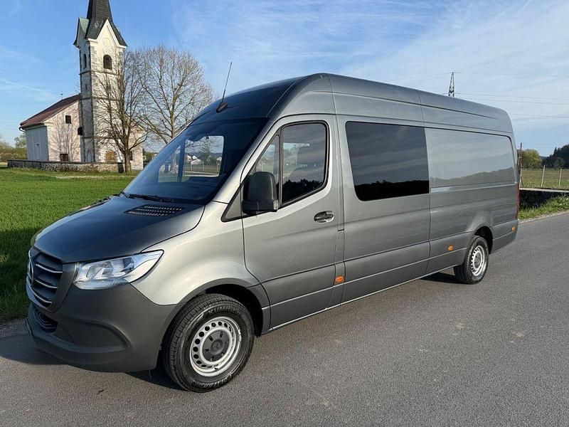 Gebraucht Mercedes Sprinter 190 PS (139 kW) 2021 Grau Van