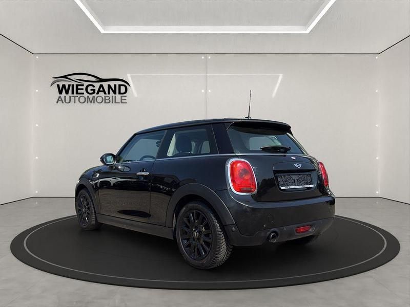 Gebraucht Mini Cooper 136 PS (100 kW) 2015 Schwarz Kleinwagen