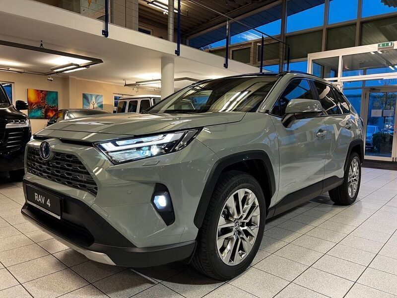 6x3 urban khaki Gebraucht 2024 Toyota RAV4 Hybrid Lounge SUV | 47.495 € (Etwas zu teuer) - Bild 1/4