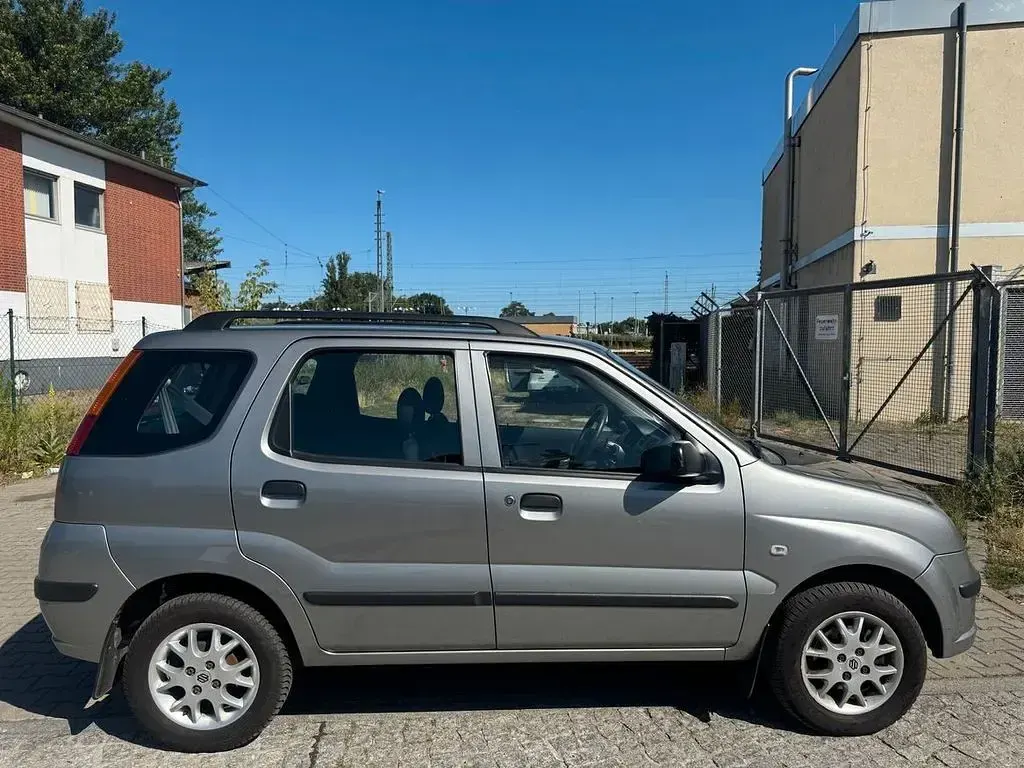 Gebraucht Suzuki Ignis 94 PS (69 kW) 2004 Shark grey Kleinwagen