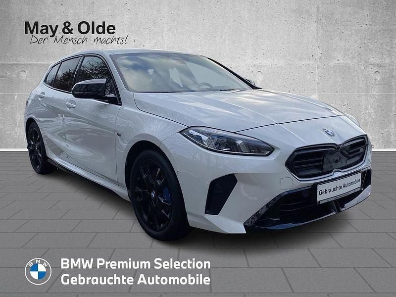 Gebraucht BMW M135 Performance 300 PS (220 kW) 2025 Weiss Kleinwagen