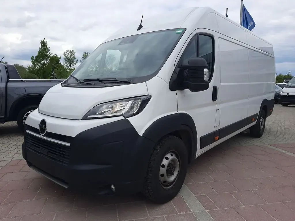 Używany Opel Movano 179 KM (131 kW) 2024 Biały Van