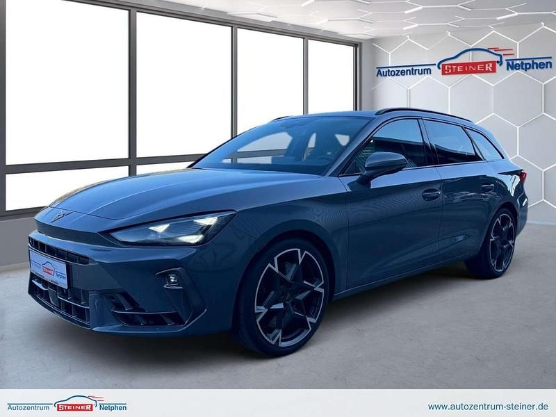 Graphene grau Gebraucht 2025 Cupra Leon VZ Kombi | 38.900 € (Superpreis) - Bild 1/4