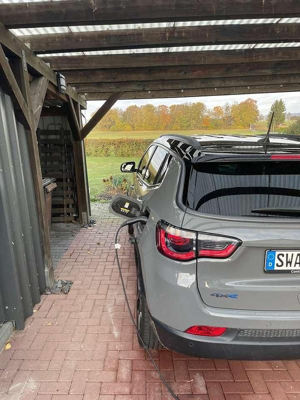 Gebraucht Jeep Compass 179 PS (131 kW) 2020 Grau SUV