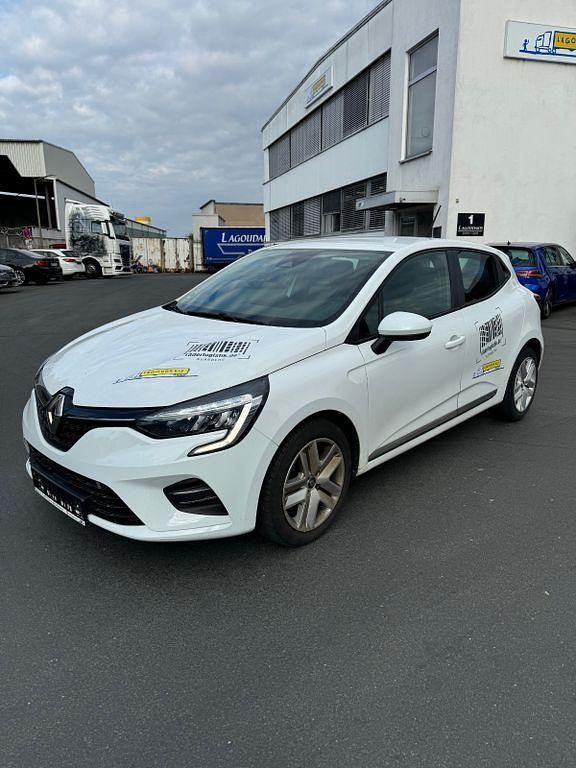 Weiß Gebraucht 2021 Renault Clio V SE Limousine | 8.200 € (Guter Preis) - Bild 1/4