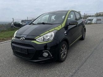 Gebraucht Hyundai i10 Edition 87 PS (63 kW) 2014 Schwarz Kleinwagen