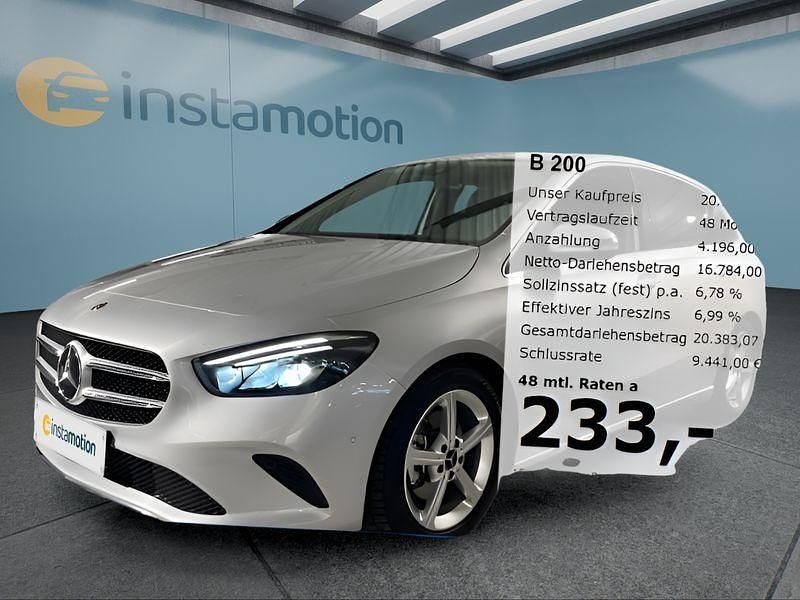 Silber Gebraucht 2020 Mercedes B200 Van / Kleinbus | 21.599 € (Guter Preis) - Bild 1/4