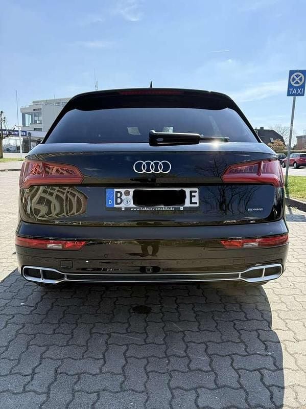 Second-hand Audi Q5 252 CP (185 kW) 2019 Negru SUV