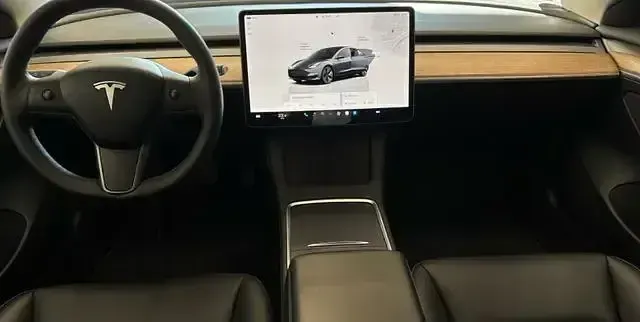 Usado Tesla Model 3 Standard Range 235 kW (320 CV) 2023 Gris Berlina