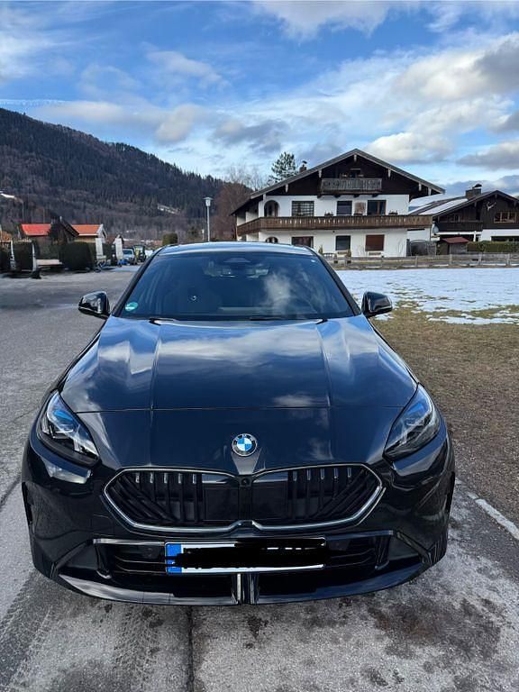 Gebraucht BMW 123 Shadowline 218 PS (160 kW) 2025 Schwarz Kleinwagen