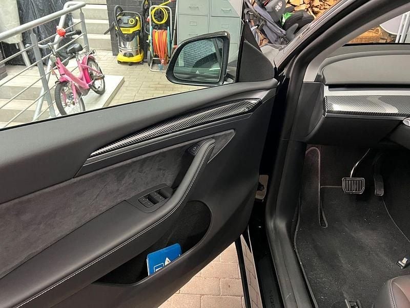 Gebraucht Tesla Model Y RWD 188 kW (256 PS) 2023 Schwarz SUV