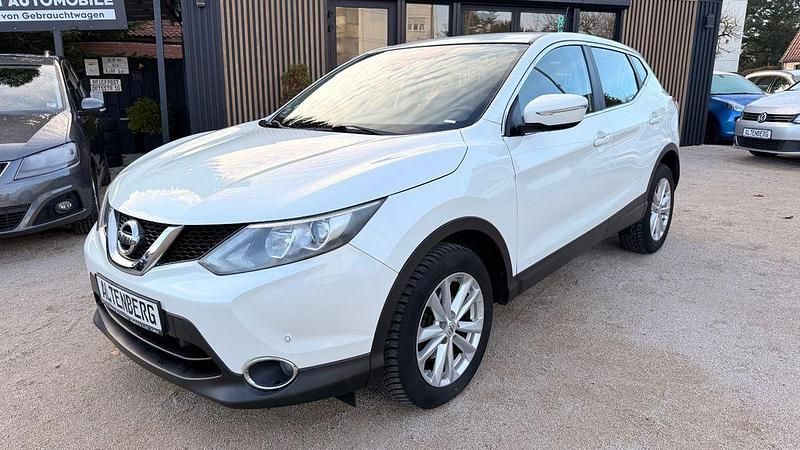 Weiß Gebraucht 2014 Nissan Qashqai Acenta SUV | 9.299 € (Fairer Preis) - Bild 1/4