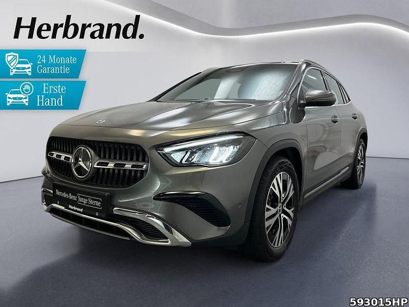 Metalliclack mountaingrau Gebraucht 2025 Mercedes GLA200 Progressive SUV | 38.890 € (Guter Preis) - Bild 1/4