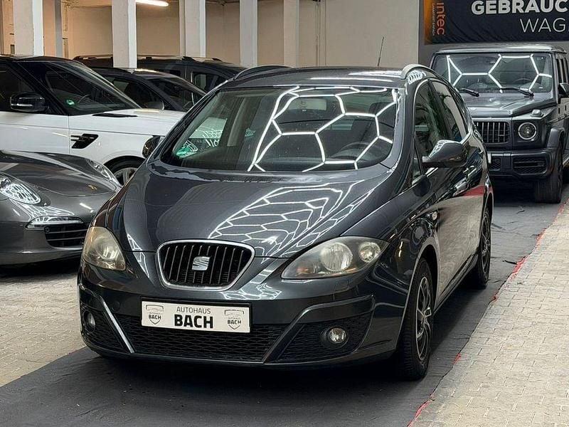 Grau Gebraucht 2012 Seat Altea XL Copa Van / Kleinbus | 3.999 € (Fairer Preis) - Bild 1/4