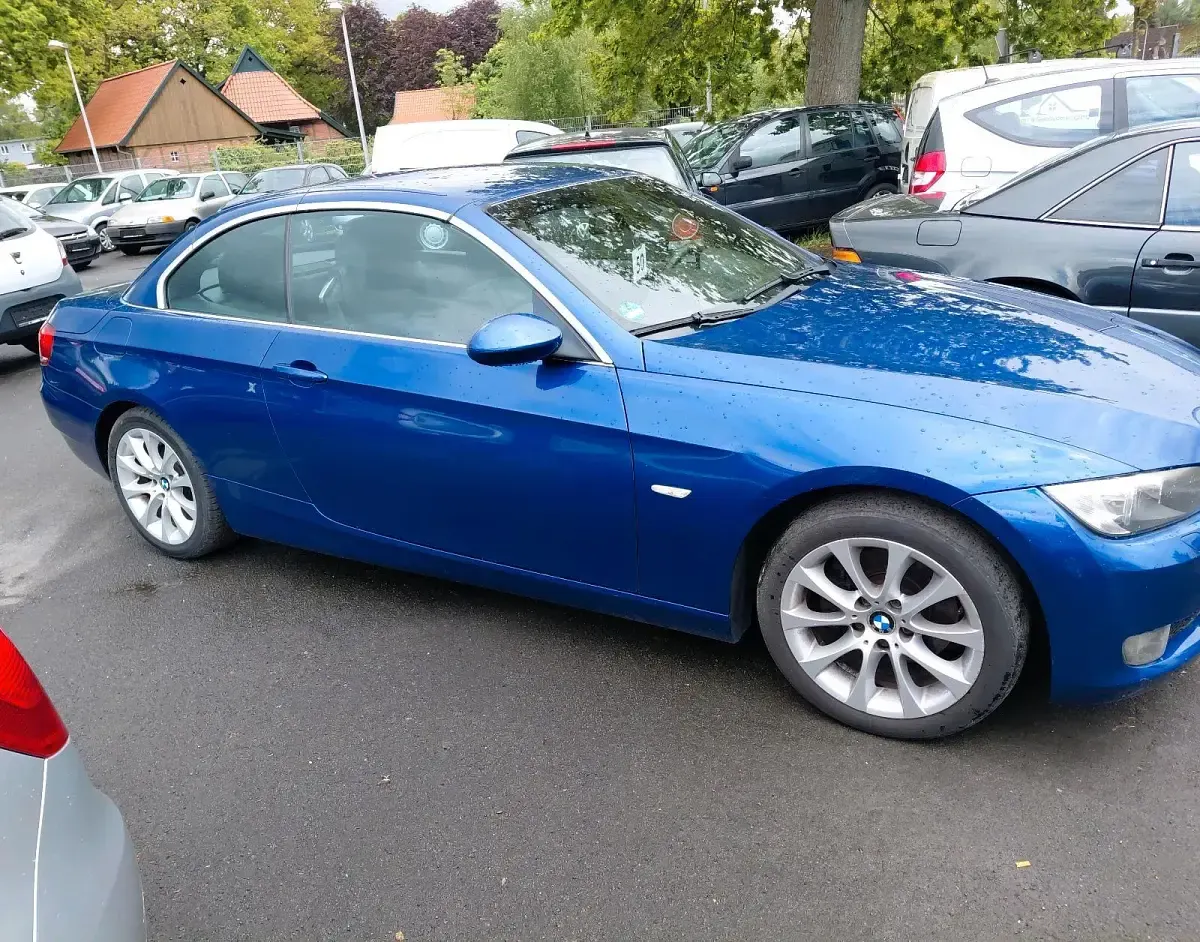 Gebraucht BMW 320 Cabriolet 170 PS (125 kW) 2003 Blau Cabrio