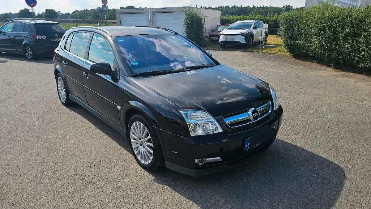 Gebraucht Opel Signum 155 PS (114 kW) 2005 Schwarz Kleinwagen