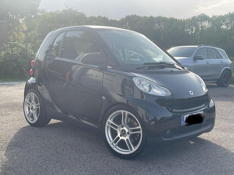 Schwarz Gebraucht 2010 Smart ForTwo Coupé Coupé | 5.999 € (Teuer) - Bild 1/4