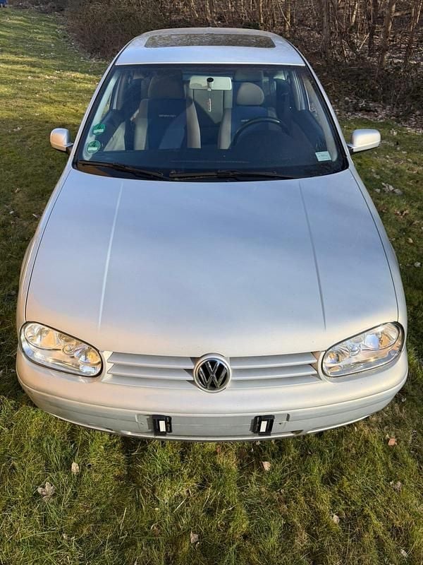 Gebraucht VW Golf IV 75 PS (55 kW) 1999 Silber
