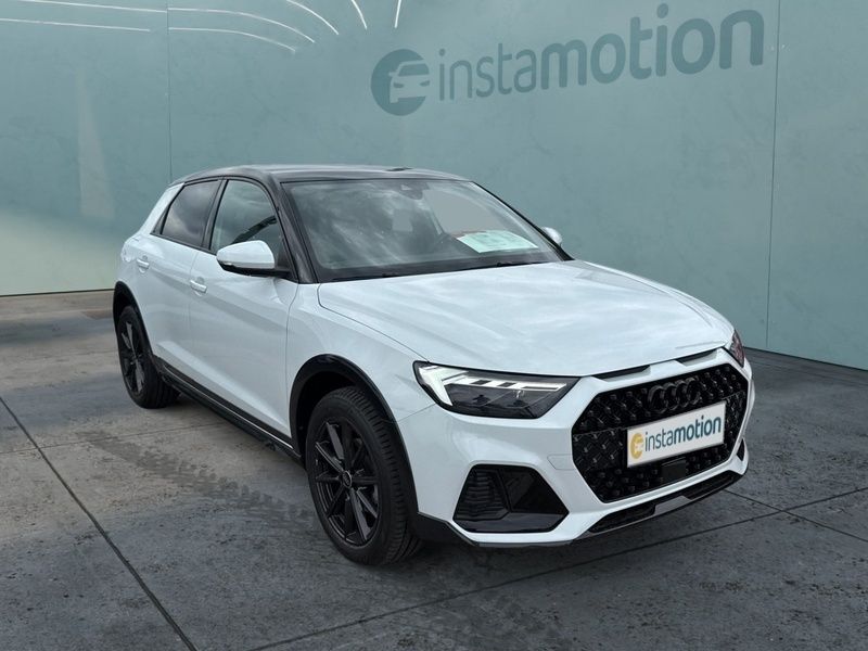 Weiß Gebraucht 2024 Audi A1 Sport Kleinwagen | 32.540 € (Etwas zu teuer) - Bild 1/4