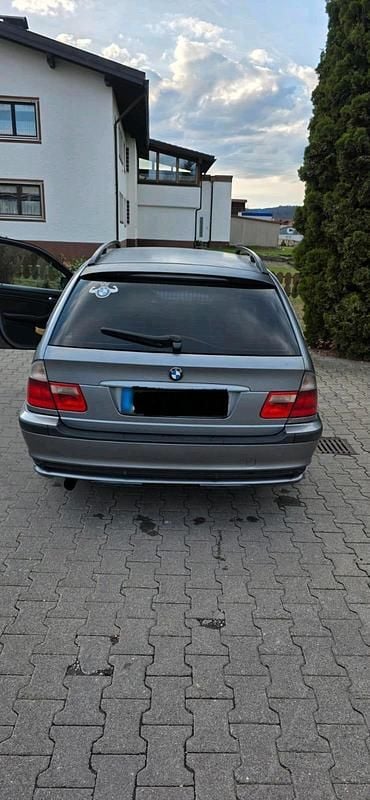 Second-hand BMW 320 150 CP (110 kW) 2004 Gri Break