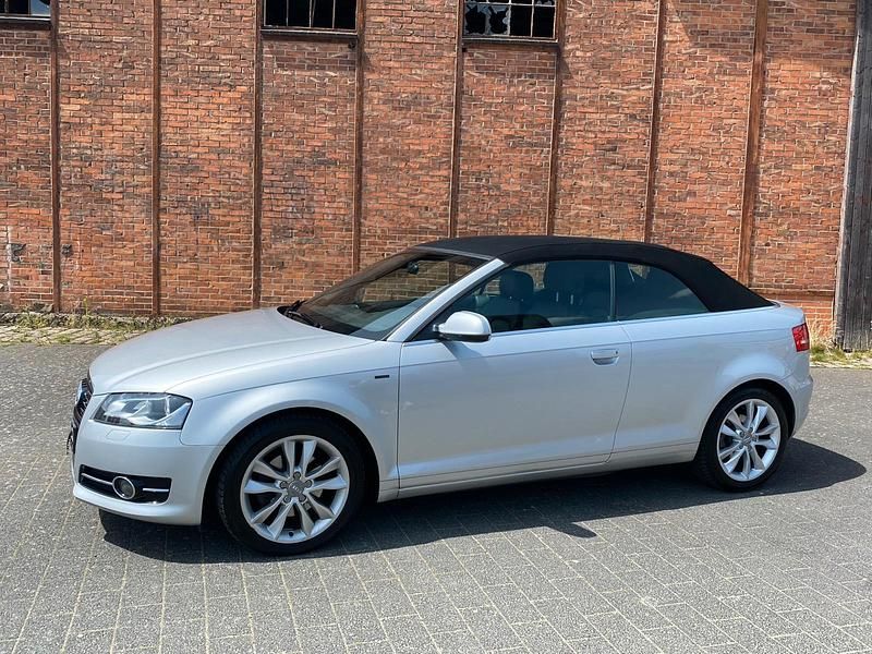 Gebraucht Audi A3 Cabriolet Ambition 140 PS (102 kW) 2012 Silber Cabrio