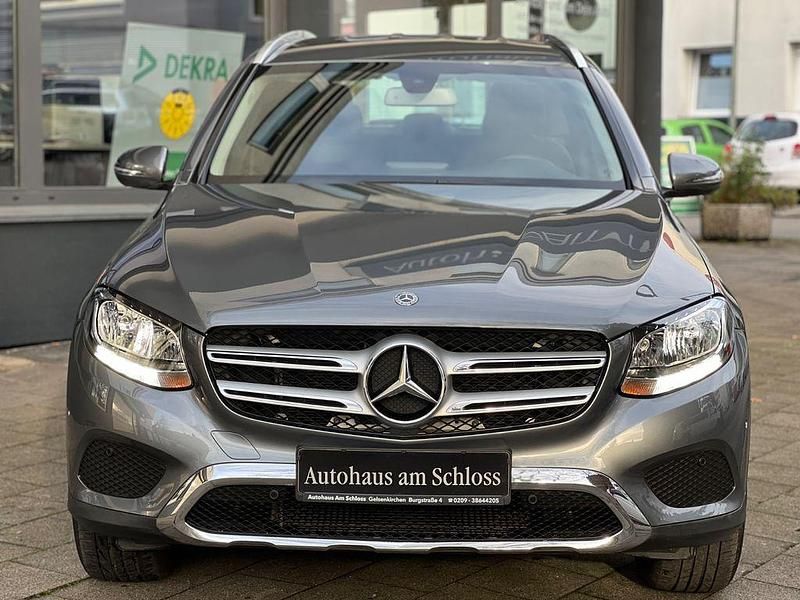 Gebraucht Mercedes GLC250 211 PS (155 kW) 2019 Grau SUV