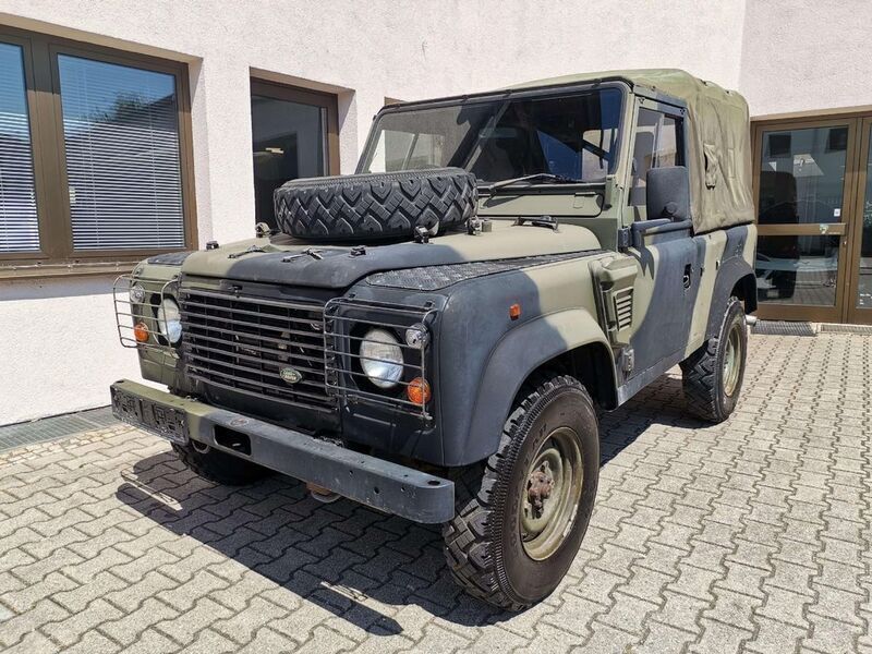 Gebraucht Land Rover Defender 113 PS (83 kW) 1997 Grün SUV