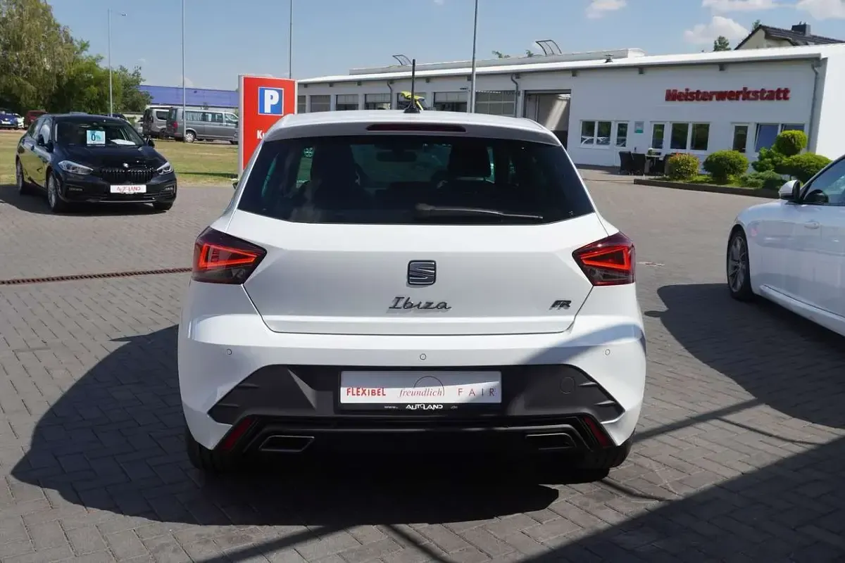 Neu Seat Ibiza FR 116 PS (85 kW) 2026 Weiß Kleinwagen