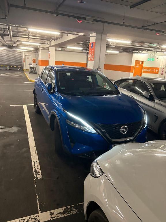 Blau Gebraucht 2021 Nissan Qashqai SUV | 21.600 € (Etwas zu teuer) - Bild 1/3