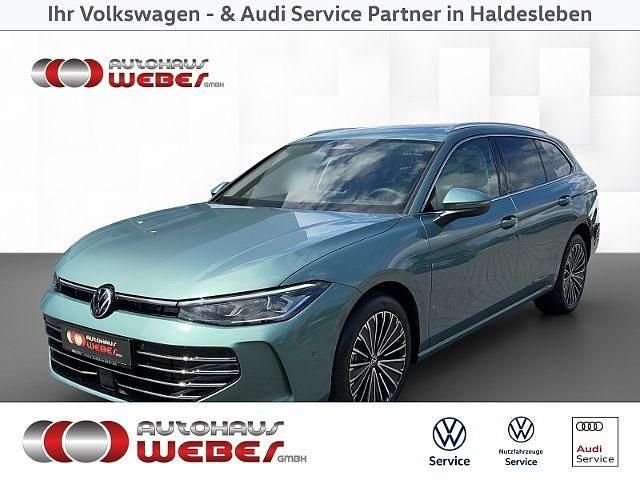 Grün Gebraucht 2024 VW Passat Elegance Kombi | 42.899 € (Etwas zu teuer) - Bild 1/4