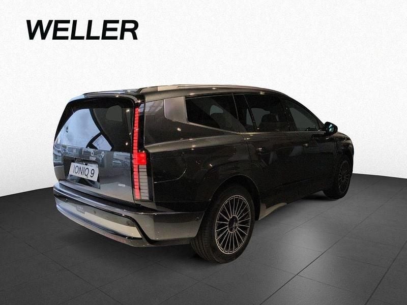Neu Hyundai Ioniq 9 110 kW (150 PS) 2025 Grau SUV