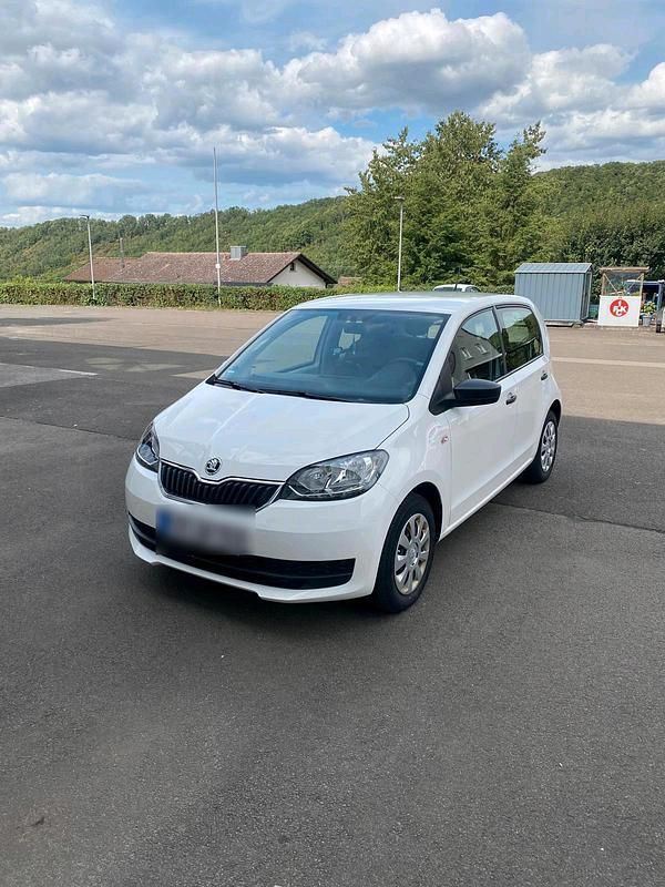 Weiß Gebraucht 2018 Skoda Citigo Active Kleinwagen | 6.999 € (Guter Preis) - Bild 1/4
