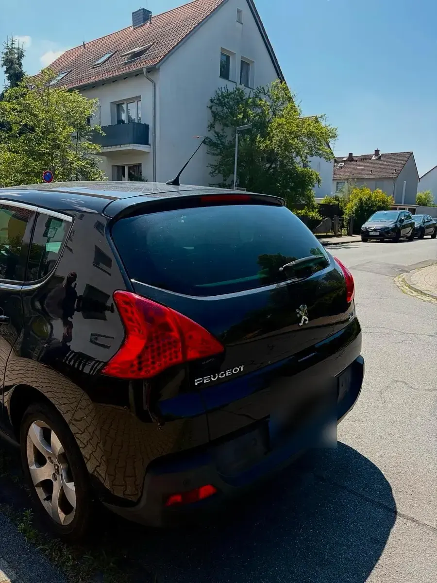 Gebraucht Peugeot 3008 120 PS (88 kW) 2009 Schwarz Kombi