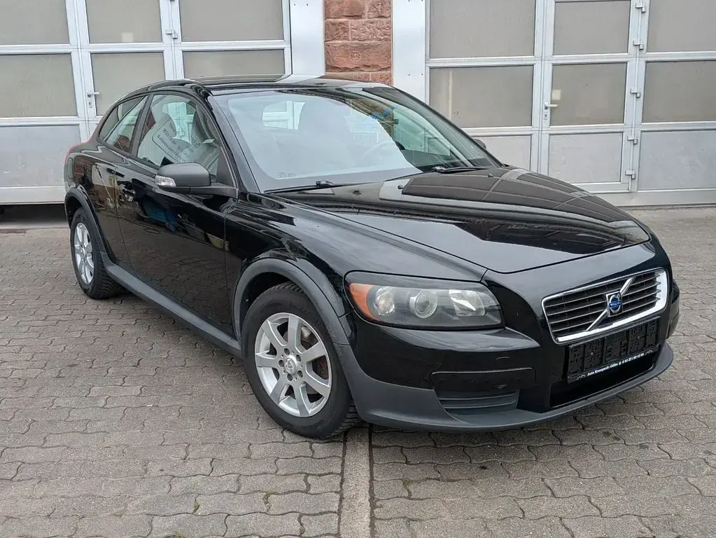 Gebraucht Volvo C30 101 PS (74 kW) 2009 Schwarz Kleinwagen