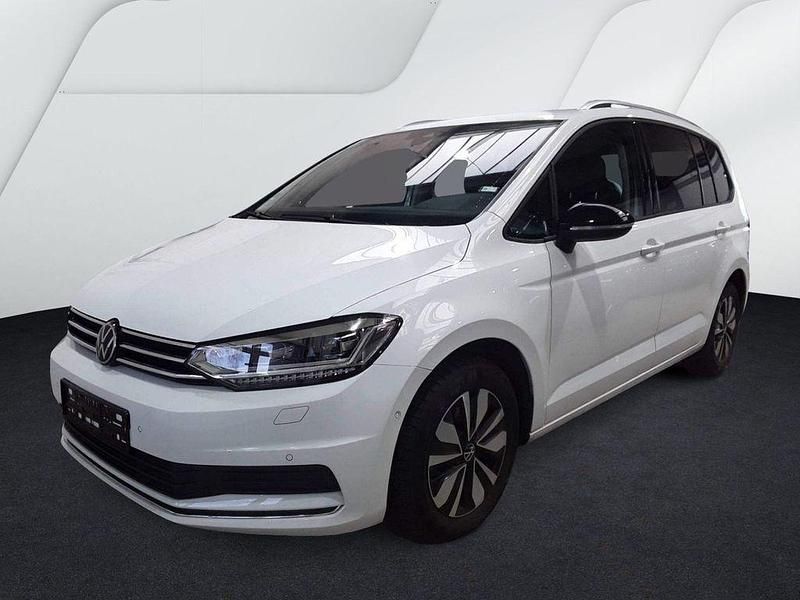 Gebraucht VW Touran Comfortline 150 PS (110 kW) 2025 Weiß Van / Kleinbus